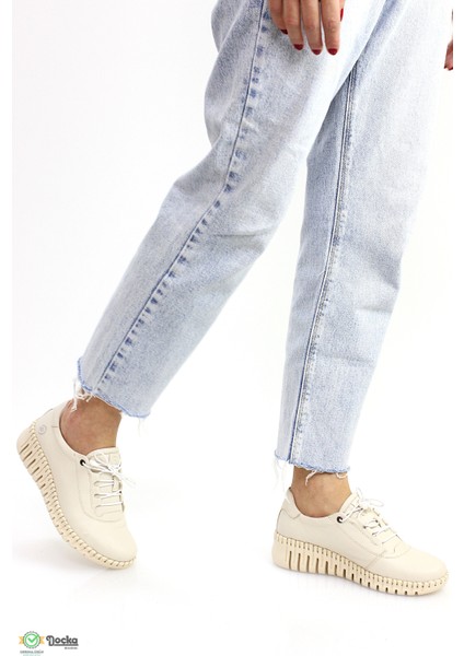 Kadın Hakiki Deri Ortopedik Günlük Spor Tarz Ayakkabı M26YA190