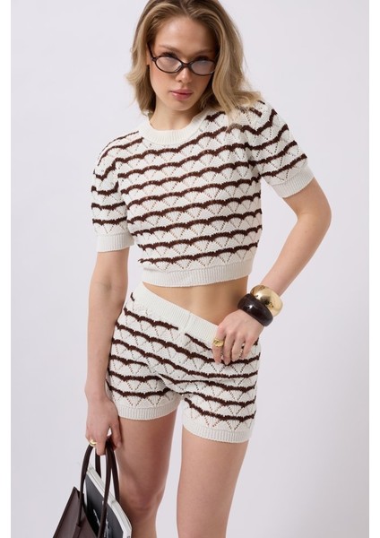 Örgü Detay Çizgili Crop Bluz