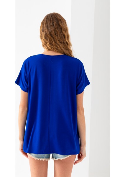 Kadın Saks Mavi Yakası Lazer Kesim Taş Detaylı Viskon Penye Bluz fırsatları
