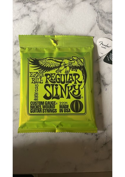 Elektro Gitar Teli + Fender 1mm Pena + Daddario 0.75MM Pena modelleri