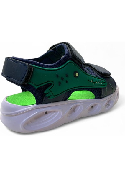 122 Erkek Çocuk Okul Öncesi Hafif Işıklı Sandalet fırsatları