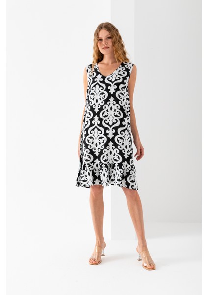 Kadın Siyah Beyaz Eteği Fırfırlı Kolsuz V Yaka Viskon Dokuma Elbise fiyatları