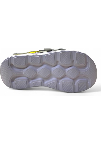 120 Erkek Çocuk Okul Öncesi Hafif Işıklı Sandalet indirimleri