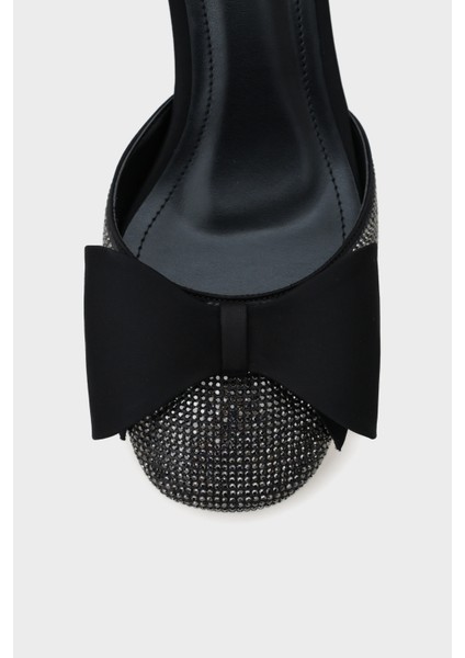 Phoebe Küt Taşlı Burunlu Fiyonklu Saten Bilekten Bantlı Orta Topuklu Kadın Şık Ayakkabı fırsatları