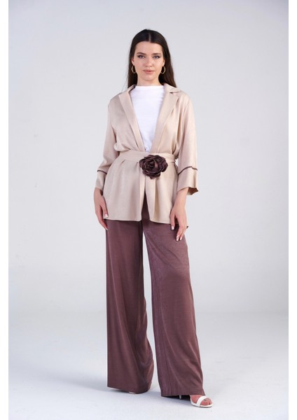 Trend Kadın Ikili Takımımız, Modern Tasarımı ve Rahatlığıyla Tarzınıza Sofistike Bir Dokunuş Katıyor. indirimleri