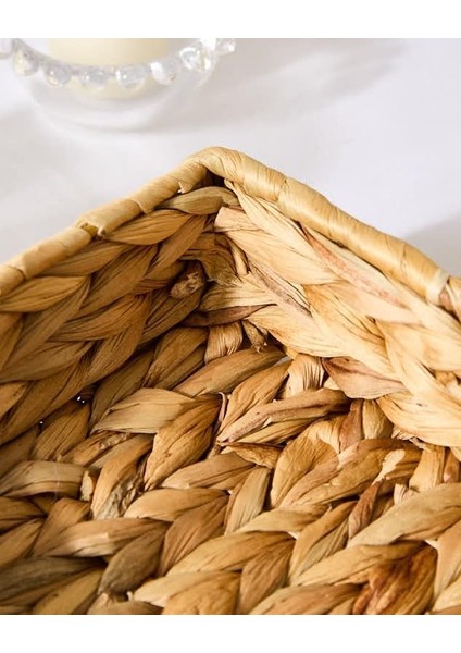 Menashop El Yapımı Örme Doğal Su Sümbülü Hasır Peçetelik (19 * 19 * 7cm) - Yemek Masası Üstü Kağıt Peçetelik Doğal Geri Dönüşümlü. fiyatları