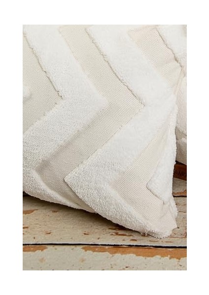 Menashop Jakarlı Kırlent 43X43 cm Line Ekru fiyatları