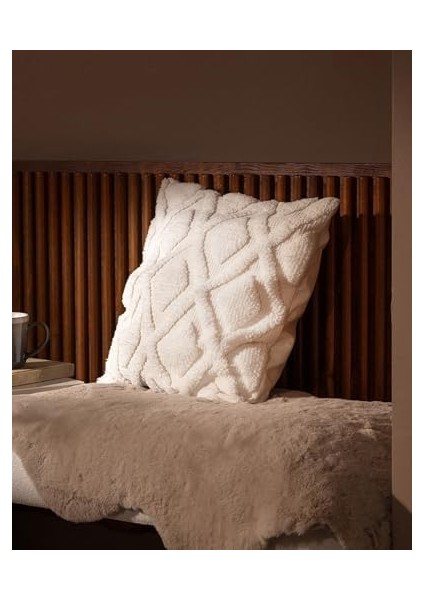 Menashop Coco Roussillon Kırlent Kılıfı - Beyaz - 45X45 cm fiyatları