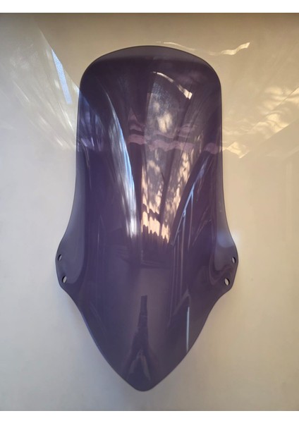 Ariic Chief 318 Siperlik Ön Cam 2023-2025 Model 75CM Açıkfüme Renkli 4mm Uzun Cam