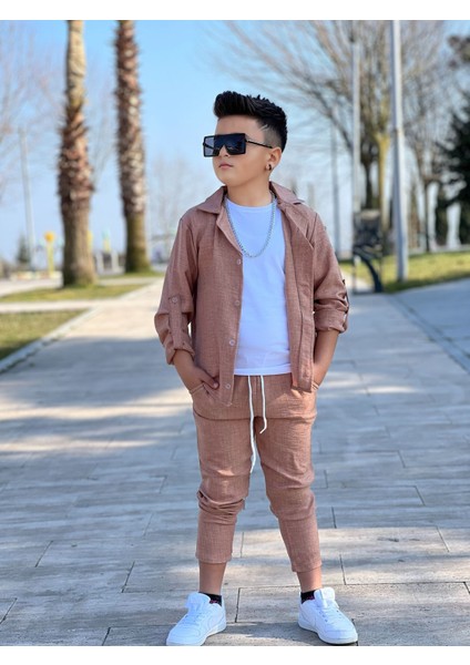 Kol Katlamalı Keten Gömlek & Beli Lastikli Keten Pantolon & Pamuklu Tshırt & Zincir Aksesuar 4lü Keten Erkek Çocuk Takım fiyatları