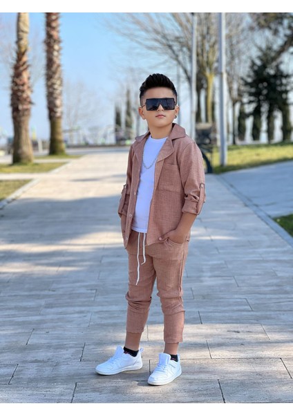 Kol Katlamalı Keten Gömlek & Beli Lastikli Keten Pantolon & Pamuklu Tshırt & Zincir Aksesuar 4lü Keten Erkek Çocuk Takım modelleri