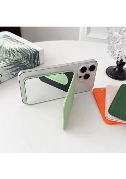Apple iPhone 11 Pro Uyumlu Aynalı Magsafe Kartlık