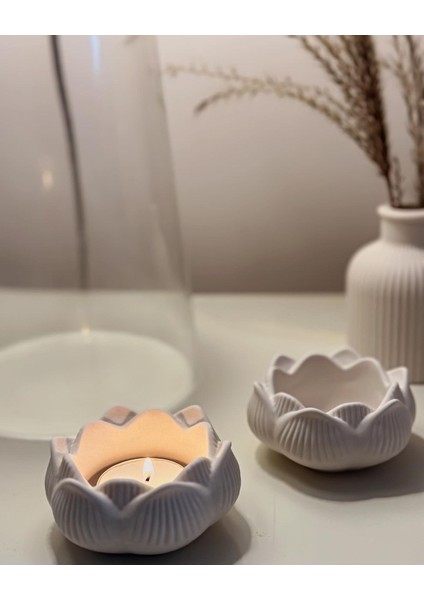 Beyaz Beton Lotus&Çizgili Tabaklı Seti