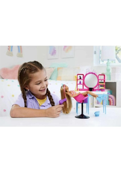 HKV00 Barbie Muhteşem Kuaför Oyun Seti