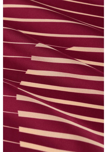 Vişne Dila Desen Sura Ipek Eşarp modelleri