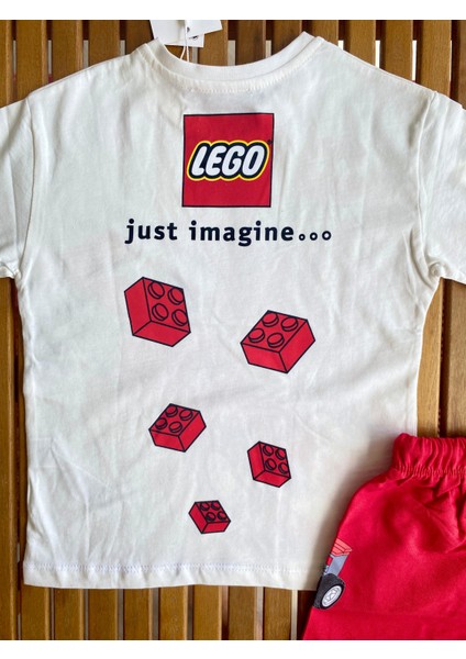 Erkek Çocuk LEGO Araba Baskılı Kırmızı Şortlu Beli Bağcıklı Lastikli Ayarlanabilen Pamuklu Kumaş Alt Üst İkili Şortlu Takım