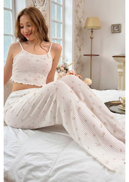 Baskılı Askılı Pijama Takımı
