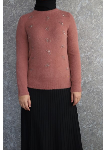 Fiyonk Taşlı Triko Kazak