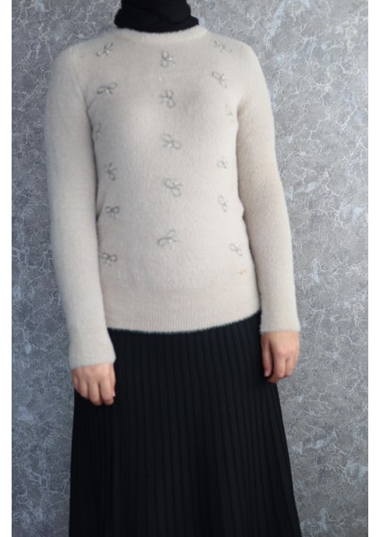 Fiyonk Taşlı Triko Kazak fiyatları