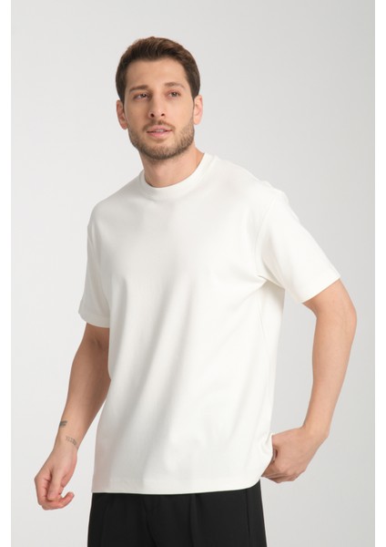 2857 Massimo Erkek Beyaz %100 Supima Pamuk Çekmeyen Kumaş Regular Fit Bisiklet Yaka Tişört modelleri