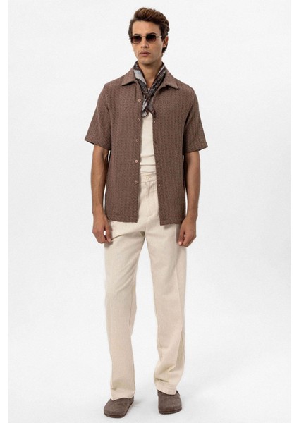 Kahve Dokulu Kroşe Erkek Gömlek