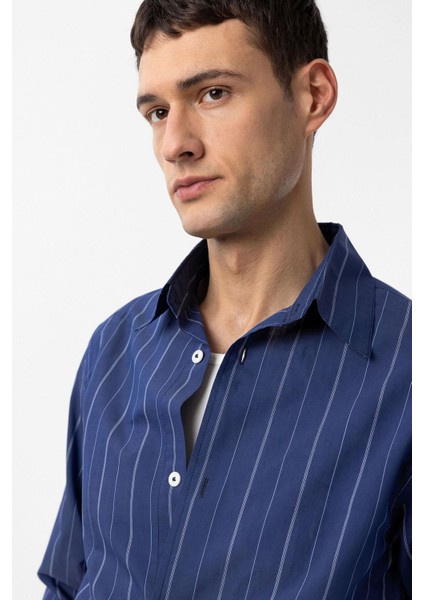 Lacivert Relaxed Çizgili Erkek Gömlek fırsatları
