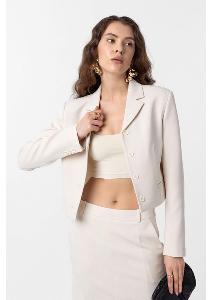 Ekru Crop Kadın Blazer Ceket modelleri