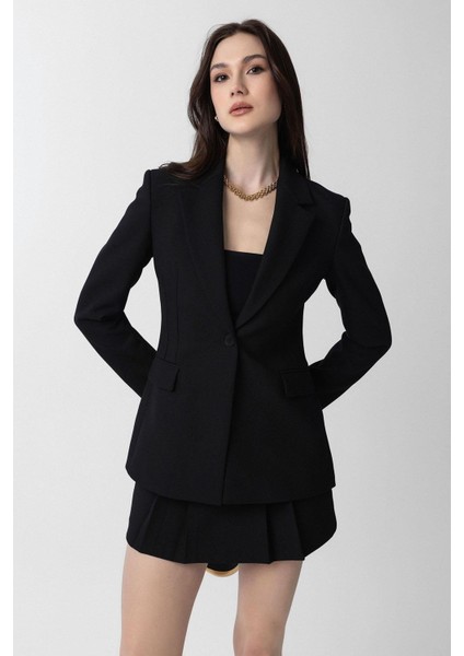 Siyah Vücuda Oturan Kadın Blazer Ceket modelleri