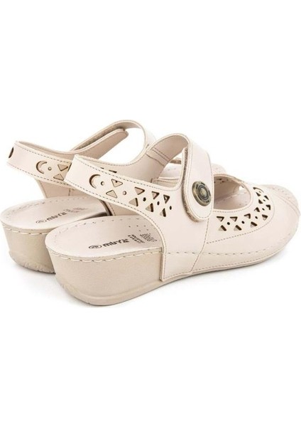 Terra 31130-045 Anatomik Taban Kadın Sandalet Full Krem 36-40