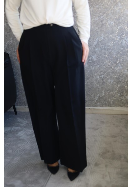 Bol Paça Pileli Pantolon