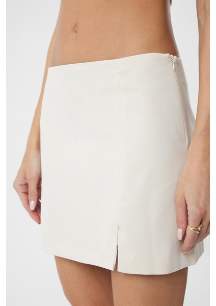 Ekru Yırtmaçlı Kadın Mini Etek modelleri