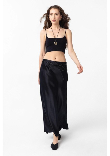 Siyah Kemerli Saten Uzun Kadın Etek fiyatları