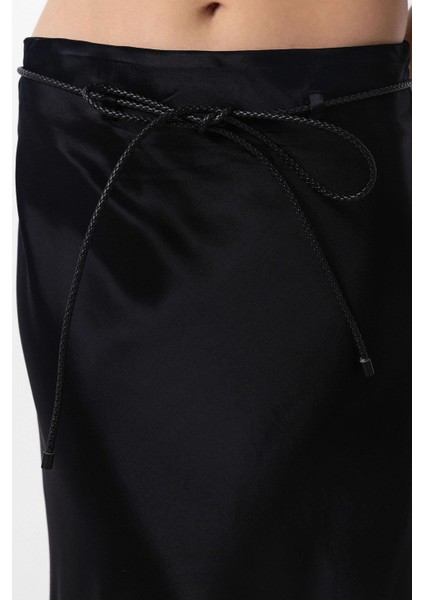 Siyah Kemerli Saten Uzun Kadın Etek fırsatları