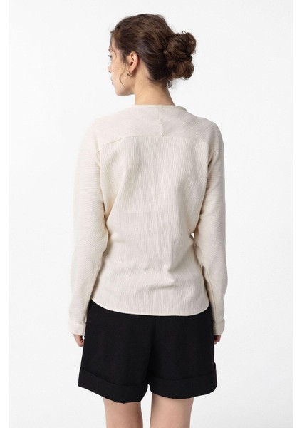 Beyaz Bağlamalı Kimono Kadın Gömlek fırsatları