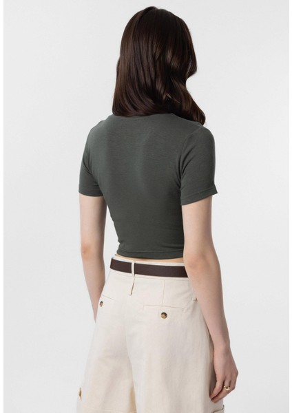 Haki Crop Kadın T-Shirt fırsatları