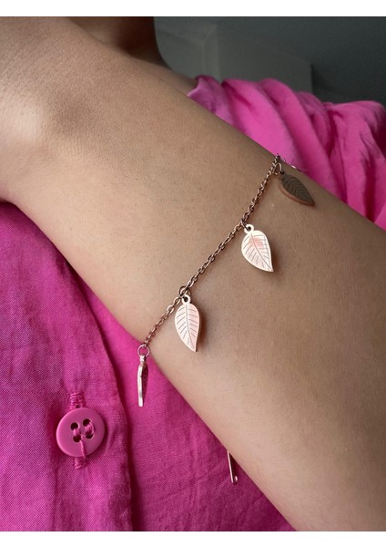 Yaprak Detaylı Bileklik – Doğanın Zarafeti fiyatları