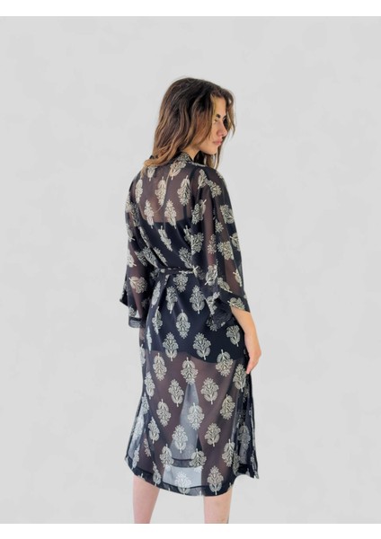 Tasarım Çiçek Desenli Uzun Kimono Kadın Siyah