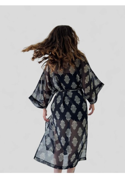 Tasarım Çiçek Desenli Uzun Kimono Kadın Siyah