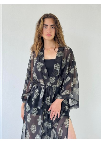 Tasarım Çiçek Desenli Uzun Kimono Kadın Siyah
