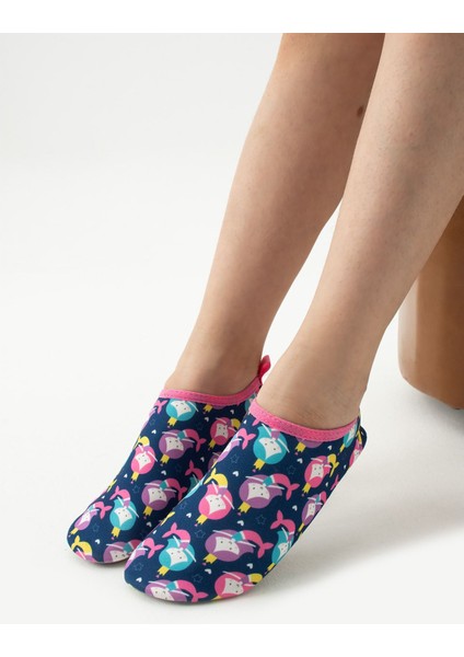 Desenli Kaydırmaz Tabanlı Yırtılmaz Dayanıklı Deniz ve Havuz Patiği