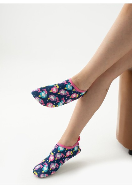 Desenli Kaydırmaz Tabanlı Yırtılmaz Dayanıklı Deniz ve Havuz Patiği fiyatları