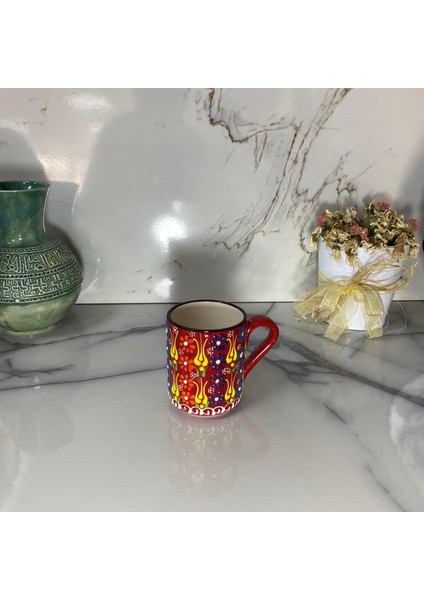 El Işçiliği Çini Kupa Dm-16