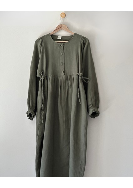 Belden Bağlamalı Müslin Oversize Elbise