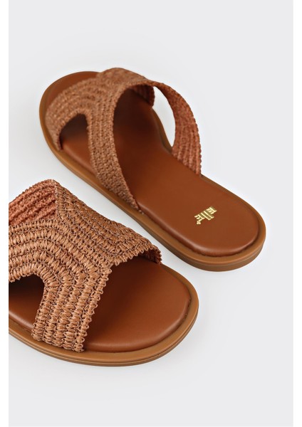 Yeşil Kadın Terlik indirimleri