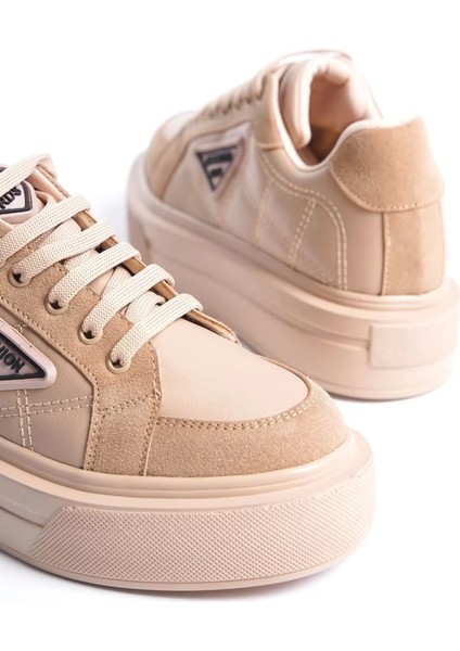 Prag Bağcıklı Ortopedik Taban Desenli Kadın Sneaker Spor Ayakkabı Tt - Ten
