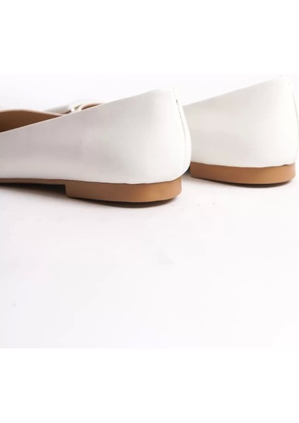 Kaylee Bağcıksız Ortopedik Rahat Taban Toka Detaylı Kadın Babet Ayakkabı Kt - Beyaz indirimleri