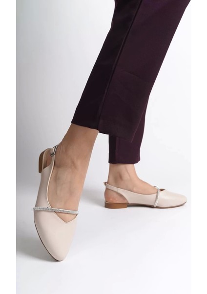 Allıson Tokalı Ortopedik Rahat Taban Taş Detaylı Kadın Babet Ayakkabı Kt - Krem