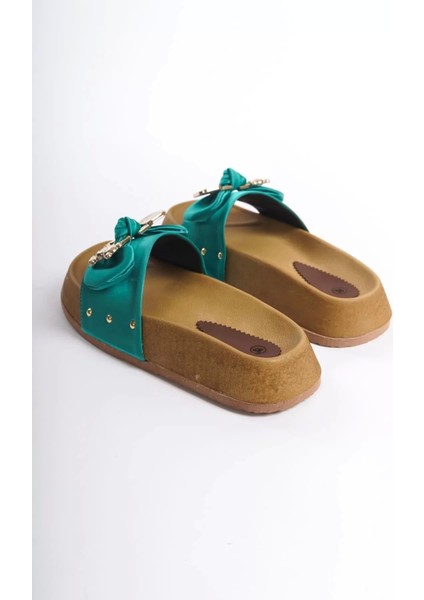 Dıla Kalın ve Ortopedik Taban Ayıcıklı Saten Kadın Terlik Kt - Yeşil indirimleri