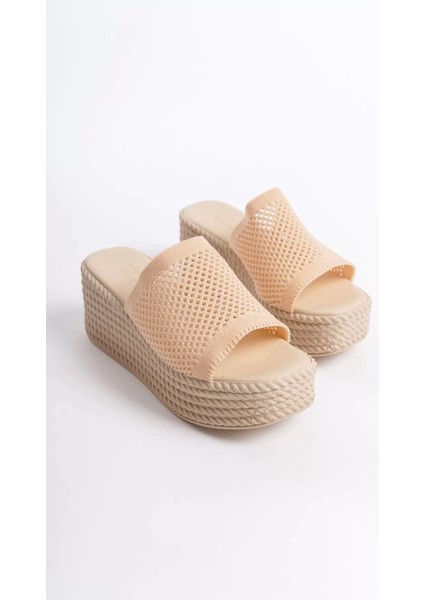 Marla Dolgu Topuklu Ortopedik Taban Hasır Görünümlü Triko Kadın Terlik Kt - Ten fırsatları