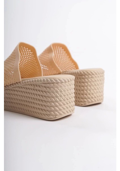 Marla Dolgu Topuklu Ortopedik Taban Hasır Görünümlü Triko Kadın Terlik Kt - Ten indirimleri